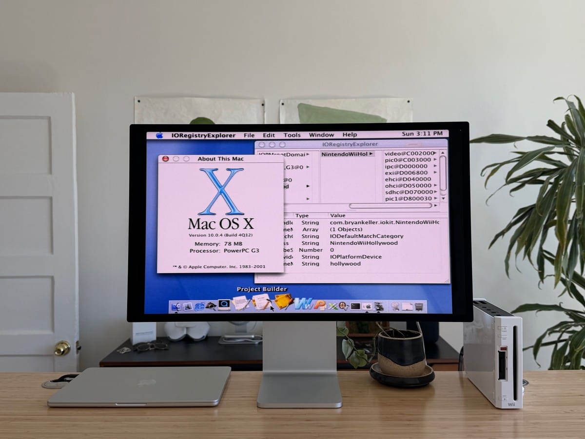 Mac OS X Cheetah running on the Nintendo Wii