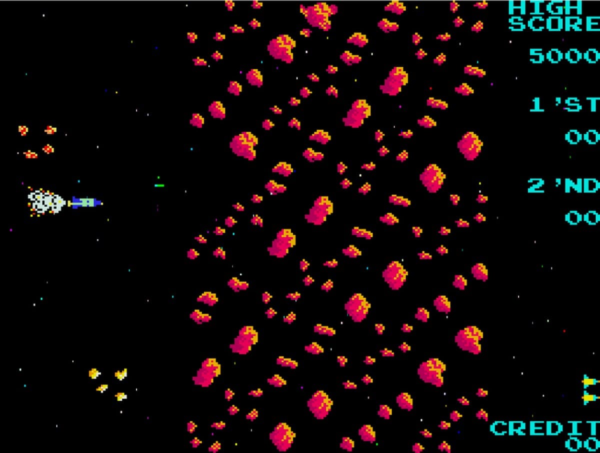 Moon Shuttle gameplay screenshot showing the player's ship navigating an asteroid field