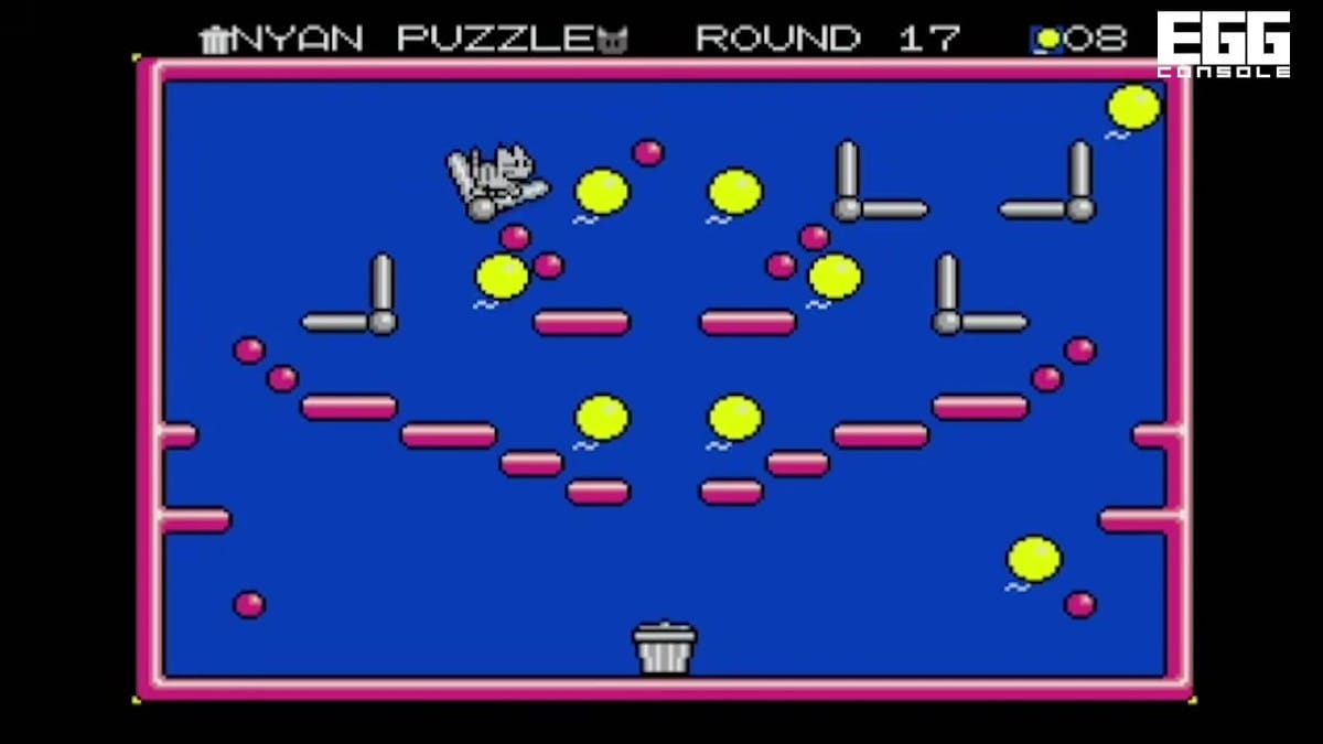 Gameplay footage of Round 17 featuring a symmetrical pinball-style stage.