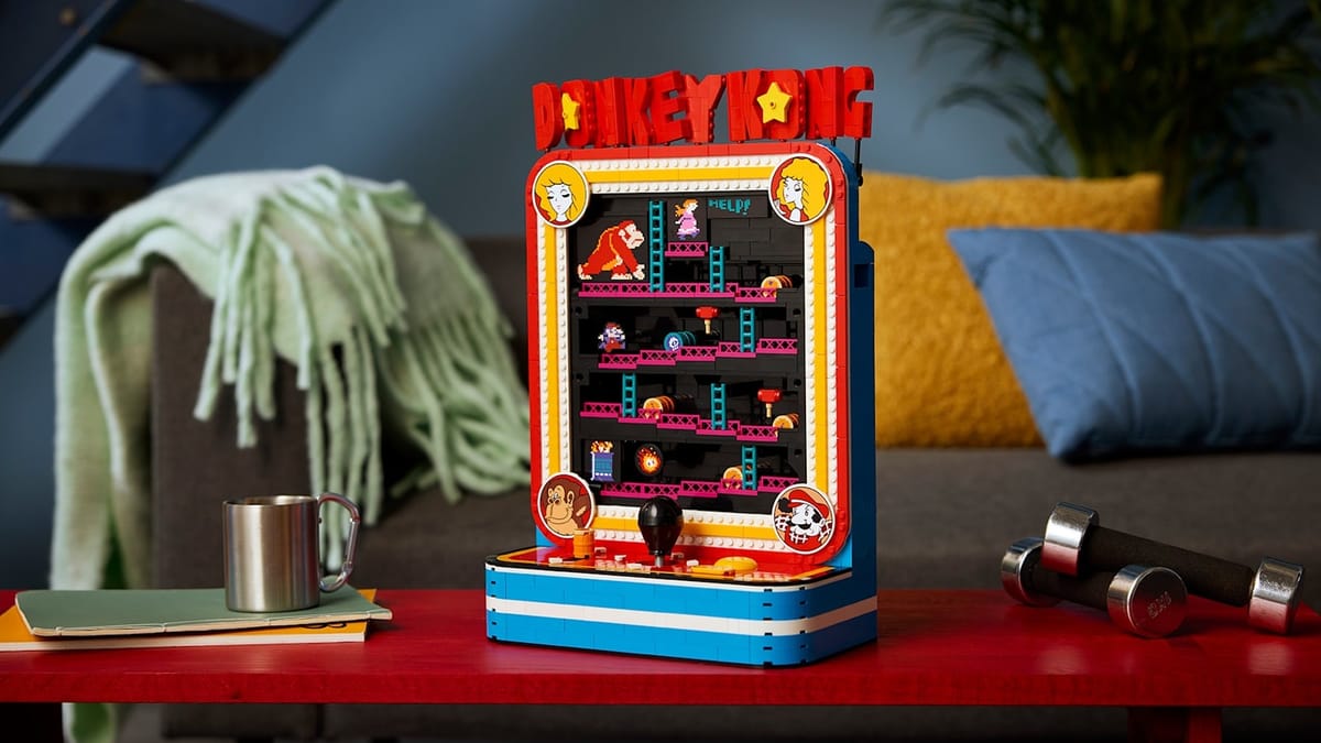 LEGO just revealed a 1,367-piece Donkey Kong arcade cabinet