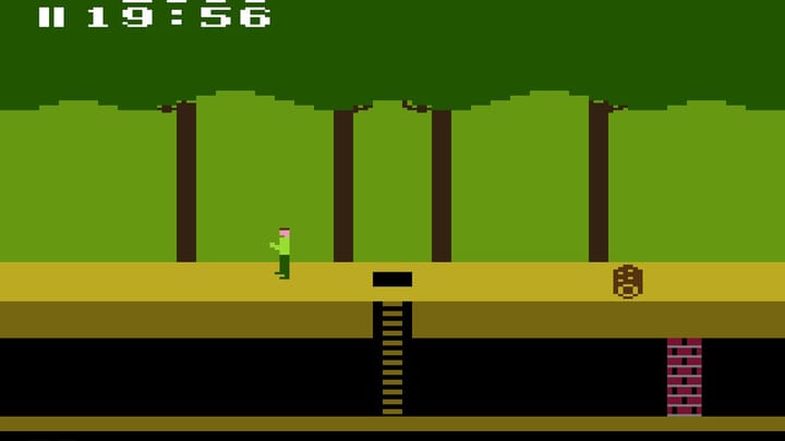 Pitfall GS gameplay screenshot on Apple IIgs depicting jungle platforming action